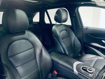 MERCEDES-BENZ GLC 2.1 GLC220d AMG Night Edition SUV 5dr Diesel G-Tronic+ 4MATIC Eu