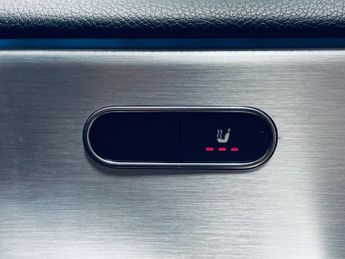 MERCEDES-BENZ CLA 1.3 CLA200 AMG Line (Premium) Coupe 4dr Petrol 7G-DCT Euro 6 (s/