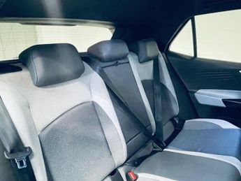VOLKSWAGEN ID.3 Pro Performance 58kWh 1ST Edition Hatchback 5dr Electric Auto (2
