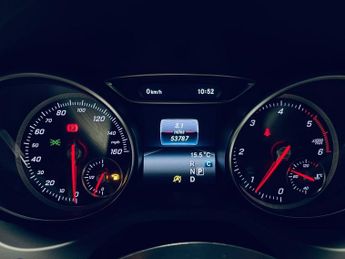 MERCEDES-BENZ CLA 2.1 CLA220d AMG Line Coupe 4dr Diesel 7G-DCT Euro 6 (s/s) (177 p