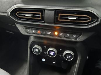 DACIA JOGGER 1.0 TCe EXTREME MPV 5dr Petrol Manual Euro 6 (s/s) (110 ps)