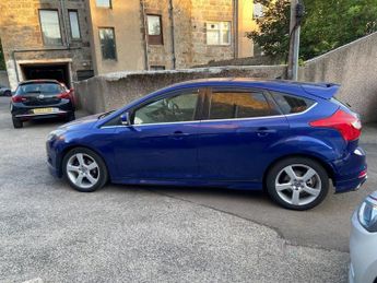 FORD FOCUS 1.6 TDCi Zetec S Hatchback 5dr Diesel Manual Euro 5 (s/s) (115 p