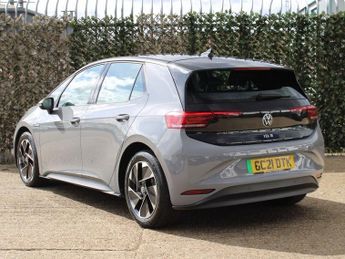 VOLKSWAGEN ID.3 Pro Performance 58kWh Life Hatchback 5dr Electric Auto (204 ps)