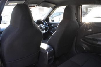 NISSAN JUKE 1.0 DIG-T N-Connecta SUV 5dr Petrol DCT Auto Euro 6 (s/s) (117 p