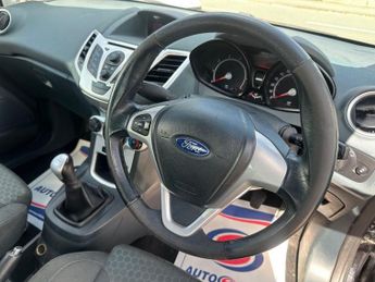 FORD FIESTA 1.6 Zetec S Hatchback 3dr Petrol Manual (139 g/km, 118 bhp)