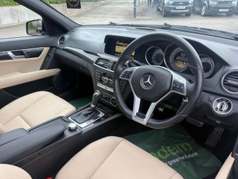 MERCEDES-BENZ C-CLASS 2.1 C250 CDI BlueEfficiency Sport Saloon 4dr Diesel G-Tronic+ Eu