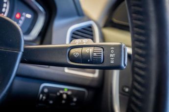 VOLVO XC60 2.4 D4 SE Lux Nav SUV 5dr Diesel Auto AWD Euro 6 (s/s) (190 ps)