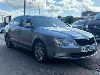 Skoda Superb 2.0 TDI Elegance Hatchback 5 Door Diesel Manual Grey 4WD 