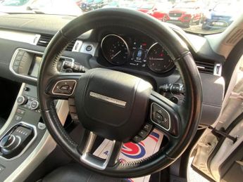 LAND ROVER RANGE ROVER EVOQUE 2.0 TD4 SE Tech SUV 5dr Diesel Auto 4WD Euro 6 (s/s) (180 ps)