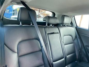 KIA SPORTAGE 2.0 CRDi KX-3 SUV 5dr Diesel Auto AWD Euro 6 (134 bhp)