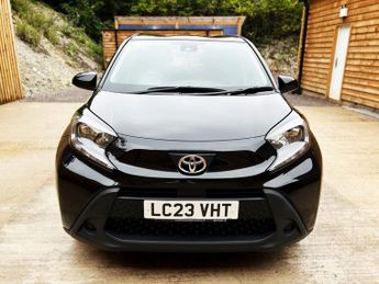 TOYOTA AYGO X 1.0 VVT-i Pure Hatchback 5dr Petrol x-shift Euro 6 (s/s) (72 ps)