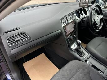 VOLKSWAGEN GOLF 1.6 TDI Match Hatchback 5dr Diesel DSG Euro 6 (s/s) (115 ps)
