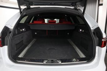 JAGUAR XF 3.0d V6 S Sportbrake 5dr Diesel Auto Euro 6 (s/s) (300 ps)