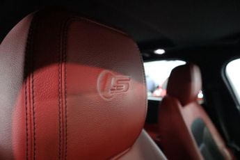 JAGUAR XF 3.0d V6 S Sportbrake 5dr Diesel Auto Euro 6 (s/s) (300 ps)