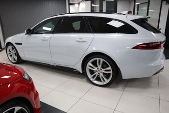 JAGUAR XF 3.0d V6 S Sportbrake 5dr Diesel Auto Euro 6 (s/s) (300 ps)