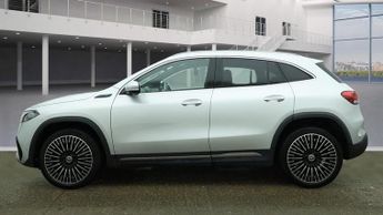 MERCEDES-BENZ EQA EQA 250 66.5kWh AMG Line (Premium Plus) SUV 5dr Electric Auto (1
