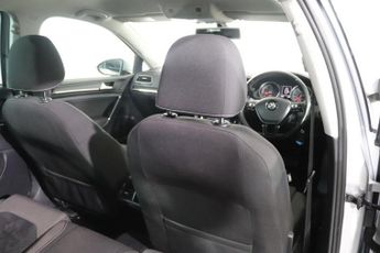 VOLKSWAGEN GOLF 2.0 TDI BlueMotion Tech GT Hatchback 5dr Diesel DSG Euro 5 (s/s)