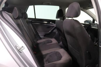 VOLKSWAGEN GOLF 2.0 TDI BlueMotion Tech GT Hatchback 5dr Diesel DSG Euro 5 (s/s)