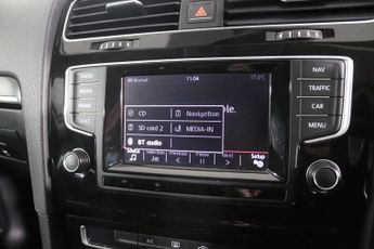 VOLKSWAGEN GOLF 2.0 TDI BlueMotion Tech GT Hatchback 5dr Diesel DSG Euro 5 (s/s)