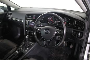VOLKSWAGEN GOLF 2.0 TDI BlueMotion Tech GT Hatchback 5dr Diesel DSG Euro 5 (s/s)