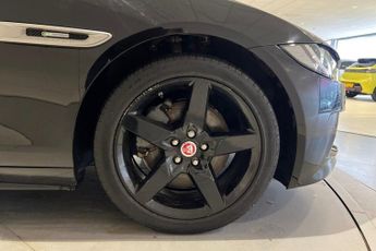 JAGUAR XE 2.0i GPF R-Sport Saloon 4dr Petrol Auto Euro 6 (s/s) (200 ps) Re