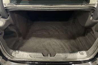 JAGUAR XE 2.0i GPF R-Sport Saloon 4dr Petrol Auto Euro 6 (s/s) (200 ps) Re