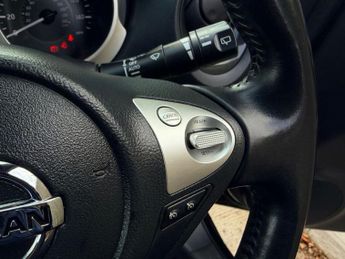 NISSAN JUKE 1.6 Tekna SUV 5dr Petrol XTRON Euro 6 (117 ps)