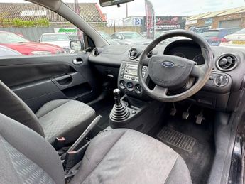 FORD FIESTA 1.4 TDCi Zetec Hatchback 3dr Diesel Manual (119 g/km, 67 bhp)