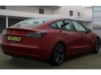 TESLA Model 3 Standard Range Plus Saloon 4dr Electric Auto RWD (241 bhp)