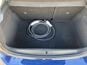 VAUXHALL Corsa Electric 50kWh SE Nav Hatchback 5dr Electric Auto (7.4Kw Charger) (136 ps