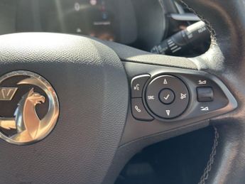 VAUXHALL Corsa Electric 50kWh SE Nav Hatchback 5dr Electric Auto (7.4Kw Charger) (136 ps