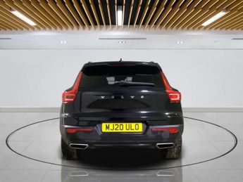 VOLVO XC40 2.0 D4 R-Design SUV 5dr Diesel Auto AWD Euro 6 (s/s) (190 ps)