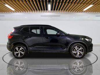 VOLVO XC40 2.0 D4 R-Design SUV 5dr Diesel Auto AWD Euro 6 (s/s) (190 ps)