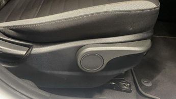 HYUNDAI I10 1.0 SE Connect Hatchback 5dr Petrol Auto Euro 6 (s/s) (67 ps)