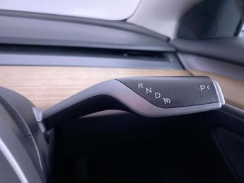 TESLA Model 3 (Dual Motor) Long Range Saloon 4dr Electric Auto 4WDE (346 ps)