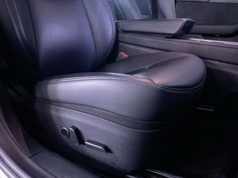 TESLA Model 3 (Dual Motor) Long Range Saloon 4dr Electric Auto 4WDE (346 ps)