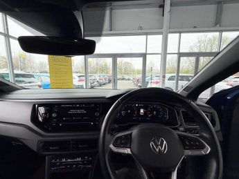 VOLKSWAGEN POLO 1.0 TSI R-Line Hatchback 5dr Petrol DSG Euro 6 (s/s) (95 ps) 1 F