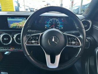 MERCEDES-BENZ A-CLASS 1.5 A180d Sport Hatchback 5dr Diesel 7G-DCT Euro 6 (s/s) (116 ps