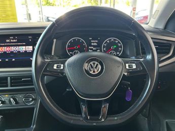 VOLKSWAGEN POLO 1.0 TSI SE Hatchback 5dr Petrol DSG Euro 6 (s/s) (95 ps) 1 OWNER