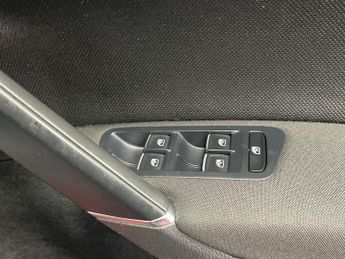 VOLKSWAGEN GOLF 2.0 TDI GTD Hatchback 5dr Diesel Manual Euro 6 (s/s) (184 ps) - 