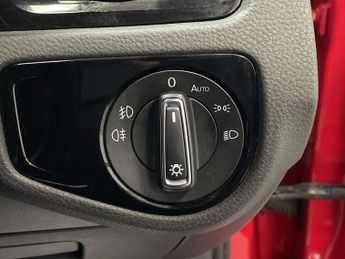 VOLKSWAGEN GOLF 2.0 TDI GTD Hatchback 5dr Diesel Manual Euro 6 (s/s) (184 ps) - 