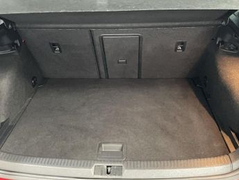 VOLKSWAGEN GOLF 2.0 TDI GTD Hatchback 5dr Diesel Manual Euro 6 (s/s) (184 ps) -