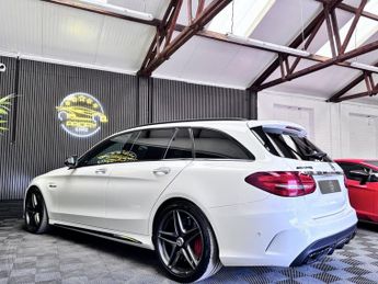 MERCEDES-BENZ C-CLASS 4.0 C63 V8 BiTurbo AMG S (Premium) Estate 5dr Petrol SpdS MCT Eu