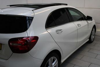 MERCEDES-BENZ A-CLASS 2.1 A200d Sport (Premium Plus) Hatchback 5dr Diesel 7G-DCT Euro 