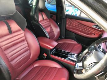 MG MG HS 1.5 T-GDI Exclusive SUV 5dr Petrol DCT Euro 6 (s/s) (162 ps)