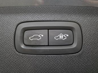 VOLVO XC90 2.0h T8 Twin Engine 9.2kWh Inscription SUV 5dr Petrol Plug-in Hy