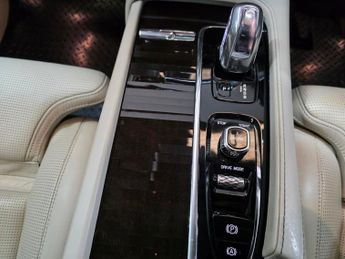 VOLVO XC90 2.0h T8 Twin Engine 9.2kWh Inscription SUV 5dr Petrol Plug-in Hy