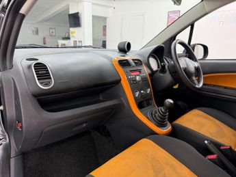 VAUXHALL AGILA 1.3 CDTi ecoFLEX Club MPV 5dr Diesel Manual Euro 4 (AC) (75 ps)