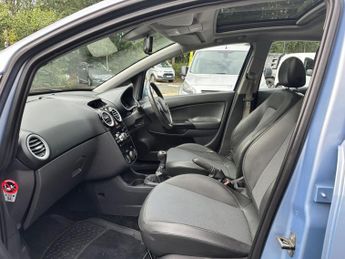 VAUXHALL CORSA 1.4i 16v Design Hatchback 5dr Petrol Manual (a/c) (142 g/km, 89 