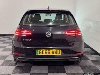 VOLKSWAGEN E-GOLF 35.8kWh e-Golf Hatchback 5dr Electric Auto (136 ps)